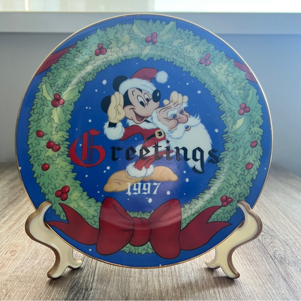 Vintage Disney Christmas Collectible Holiday Mickey Plate